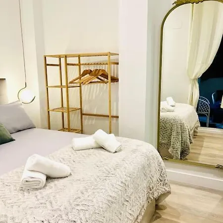 New Luxurious Studio With Patio/center Apartamento Málaga